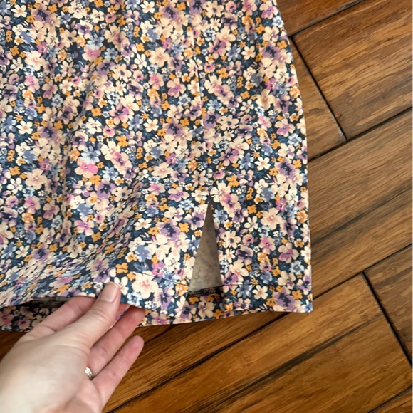 Wild Fable Floral Skirt, Size 8 - Picture 3 of 6